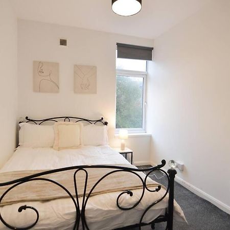 Contemporary 3 Bedroom Flat Kirkcaldy Buitenkant foto