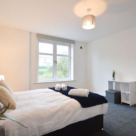 Contemporary 3 Bedroom Flat Kirkcaldy Buitenkant foto