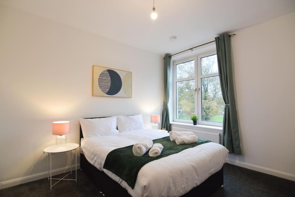 Contemporary 3 Bedroom Flat Kirkcaldy Buitenkant foto