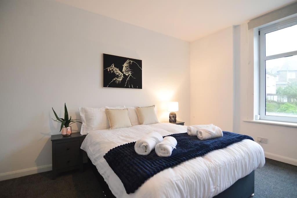 Contemporary 3 Bedroom Flat Kirkcaldy Buitenkant foto